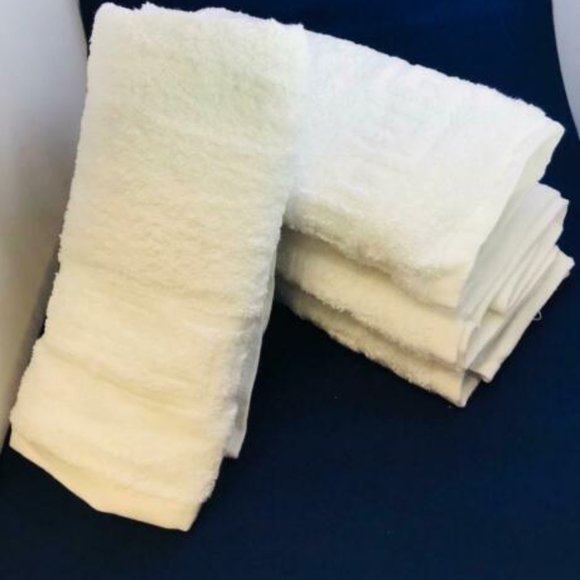 Solid White 4 piece 100% Cotton Hand Towel - Picture 1 of 3